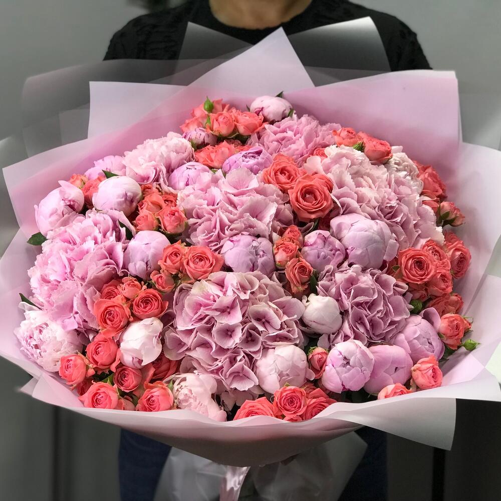 Заказать букет из цветов с доставкой в Красноярске