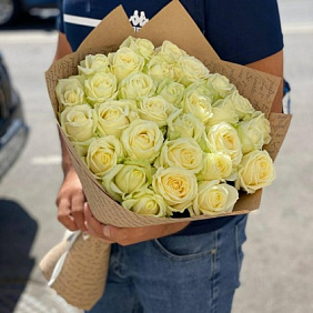 29 белая роза