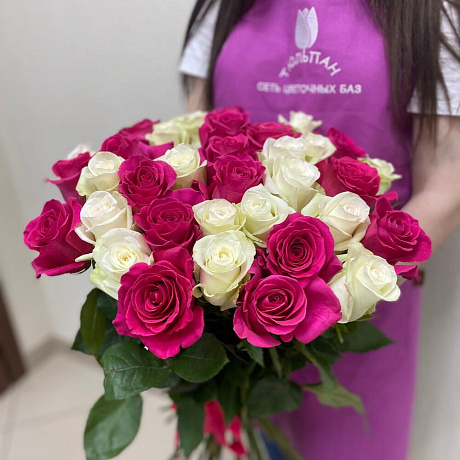 35 роз микс - Фото 4