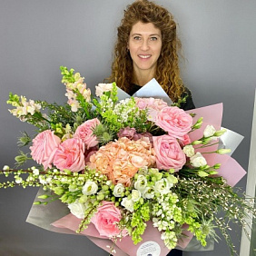 Букет цветов "с любовью" №207