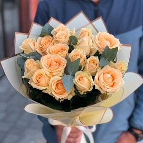 Букет цветов "Персиковый джем"