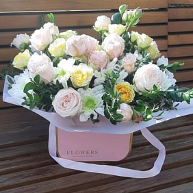 Коробка цветов №173