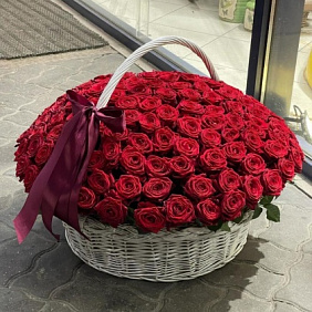 Корзина с цветами №445