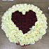 Коробка XXL из 101 белой и красной розы. Сердце из роз. N405 - Фото 4