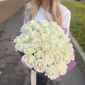 Букет из 35 белых роз №167