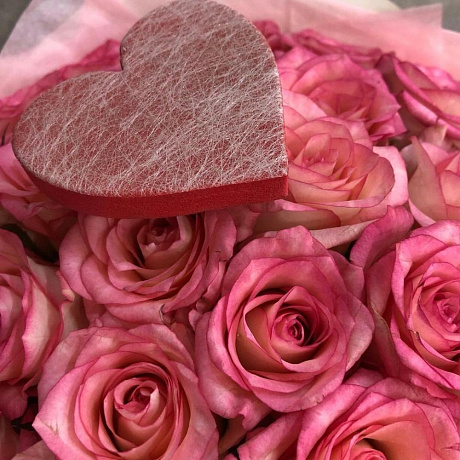 Букет «Любовь» из 25 роз 60 см - Фото 4