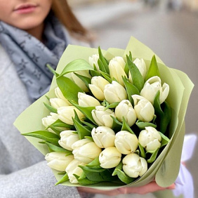 Букеты из белых тюльпаны