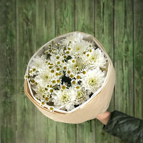 Хризантема с ромашками - Фото 5