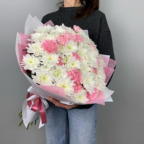 Букет «Хризантема с гвоздикой»