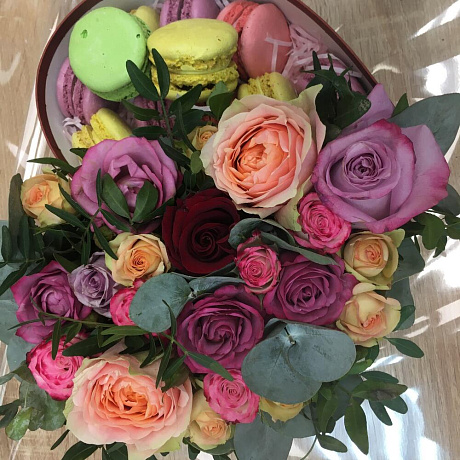 Коробка с пироженными  макарон - Фото 2