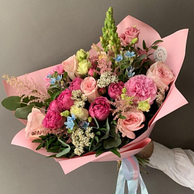Букет из Пионовидных роз №165