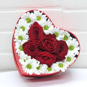 Цветы в коробке №523