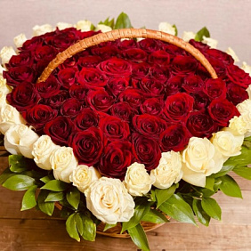 Корзина с цветами №378