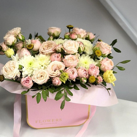 Цветы в коробке №420