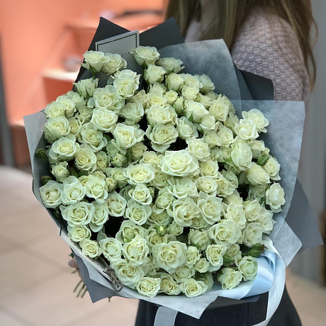 Белые кустовые розы - Фото 2