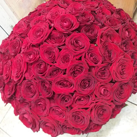 Букет роз Ред наоми 99 шт - Фото 3