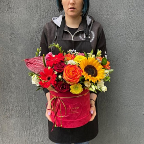 Цветы в коробке №886