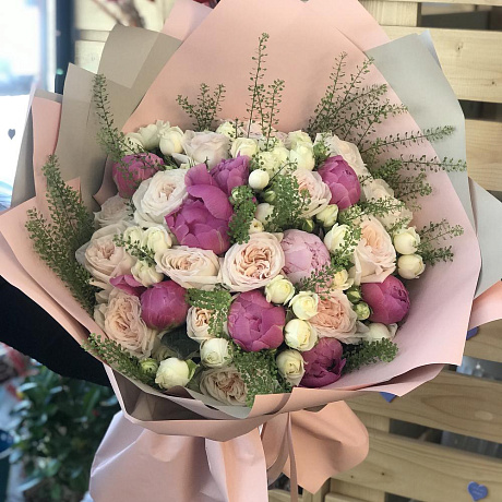 Букет из пионов и роз №160 - Фото 2