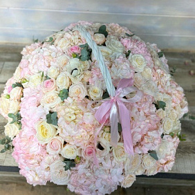 Корзина с цветами №304