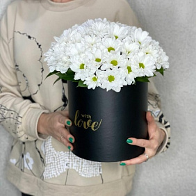Коробка цветов "Вальс ромашек"