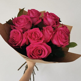 9 ароматных роз
