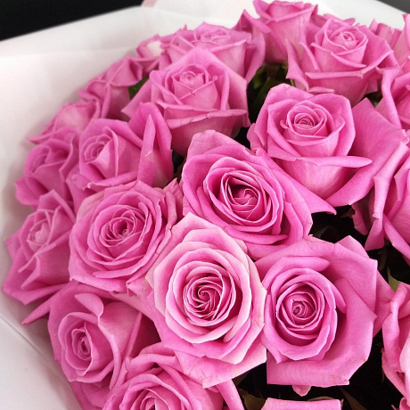 Розовые розы Аква в стильной упаковке - Фото 2