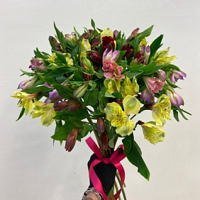 Букет из 15 альстромерий №165