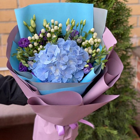 Букет цветов "Гордость и предупреждение"