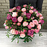 Кустовые розы микс в бархатной коробке - Фото 2