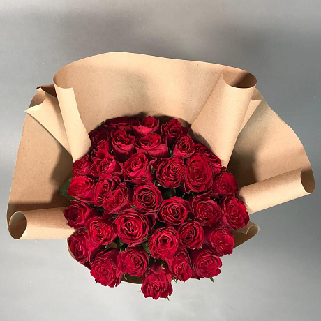 35 роз в крафте - Фото 3