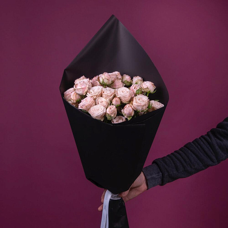 Букет из нежно-розовых пионовидных кустовых роз - Фото 2