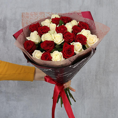 25 роз яркий микс 50 см - Фото 4