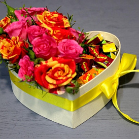 Букет цветов "Love is" №163