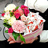 Композиция из роз, гвоздик с конфетами Рафаэлло в форме сердца - Фото 2