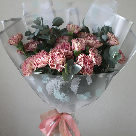 Букет из 17 кружевных гвоздик и ароматного эвкалипта Гвоздики Гвоздика - Фото 3