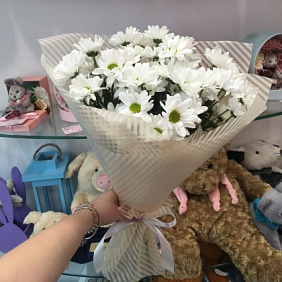 Букет из 5 кустовых хризантем №161