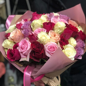 35 эквадорских роз