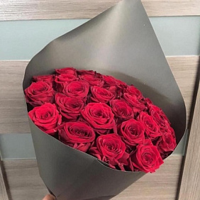 Букет из 25 красных роз №171