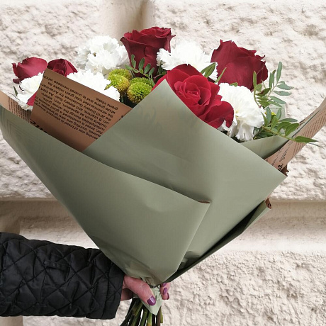 Букет из роз и гвоздики - Фото 4