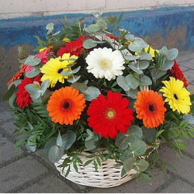 Корзина с цветами №533