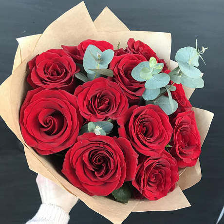 Букет из 11 роз и эвкалипта - Фото 2
