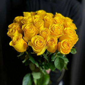 Розы желтые