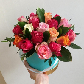 Коробка с цветами "Ассорти" №4