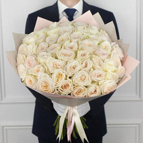 Букет из 51 ароматной эквадорской розы White O Hara