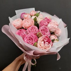Пионовидные розы Бомбастик №160