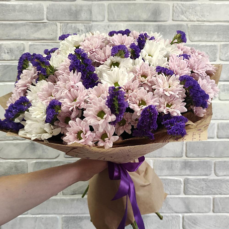 Букет из хризантем и статицы - Фото 2