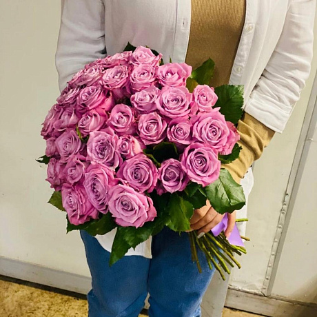 Букет из 31 фиолетовой розы - Фото 2