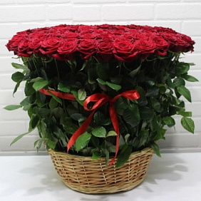 Корзина с цветами №424