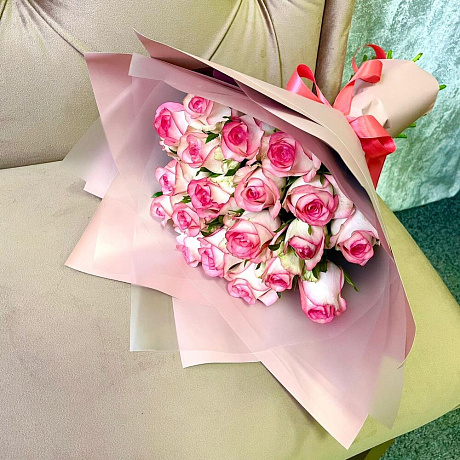 Букет из 19 роз Джумилия (50 см ) - Фото 6