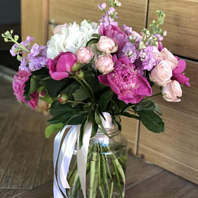Букет пионов "аромат природы"